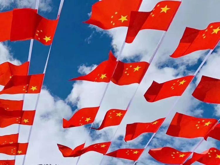 僵尸女友爱爬树